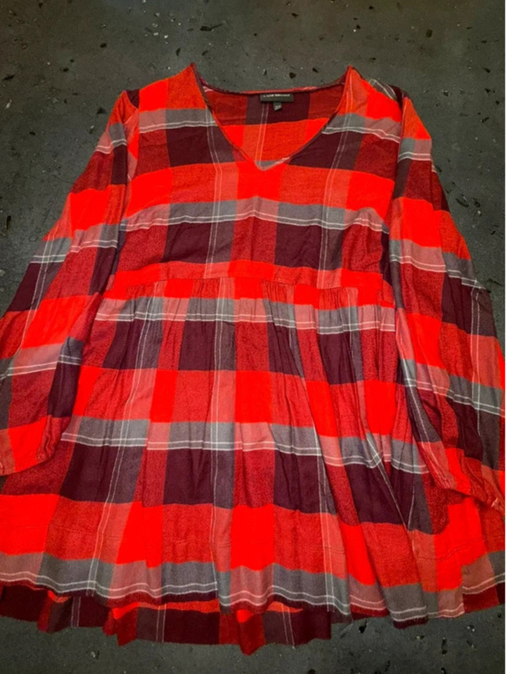 Lane Bryant Red and Burgundy Plaid V-Neck Tunic Top Size 18/20
